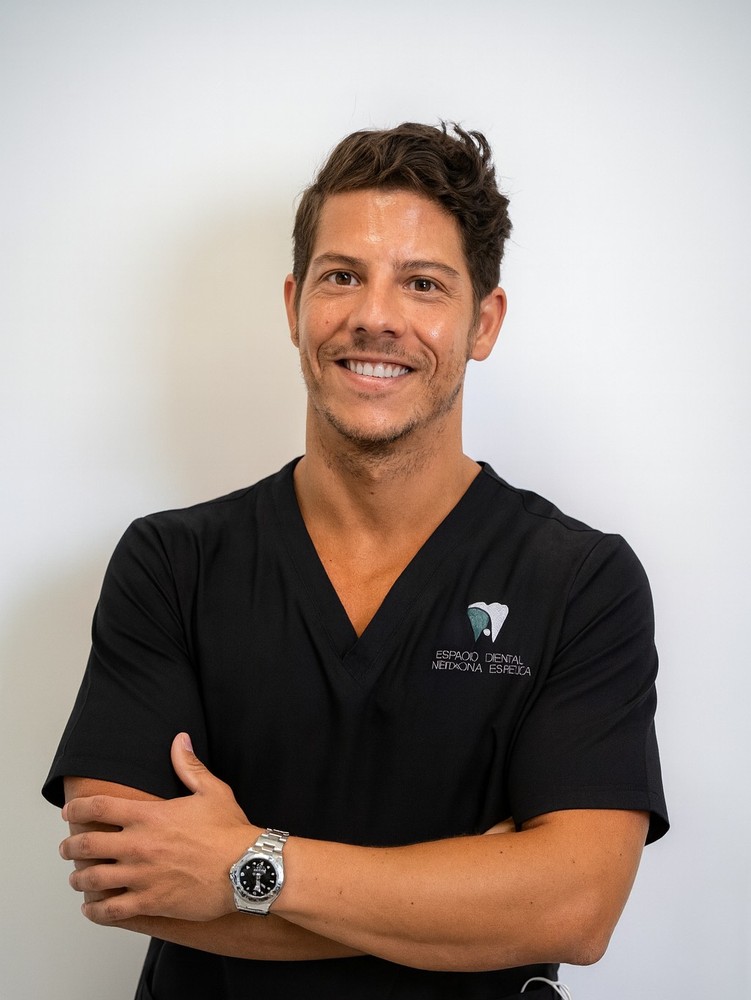 Dr. Juan Carlos Bote Alonso, profesor del Máster en Implantología Dental MiD-UMA